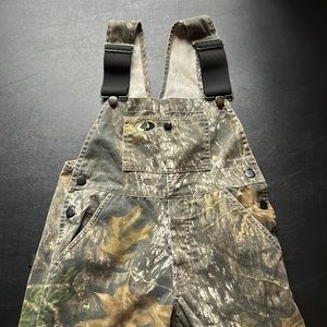 Junior explorer bib overalls hunting camo Mossy Oak Youth Medium 10/12